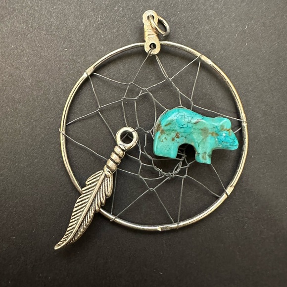 Silver Dream Catcher Pendant Turquoise Bear & Feather Charm Native American - Picture 4 of 4